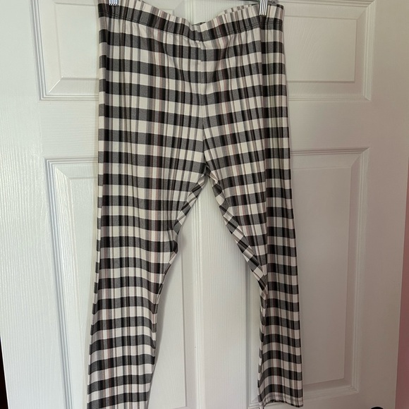 Cato’s Checked Stretch Pants Size L - Picture 2 of 5